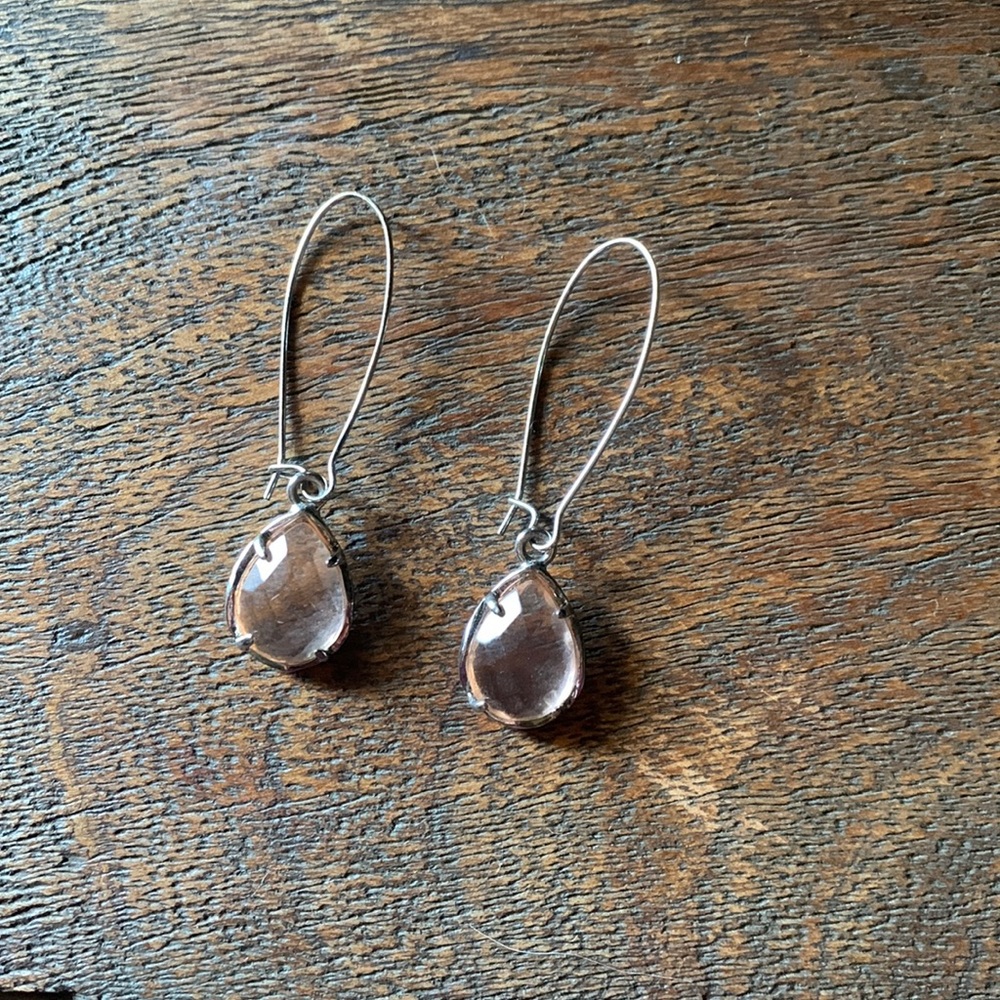 Kendra Scott light pink earrings